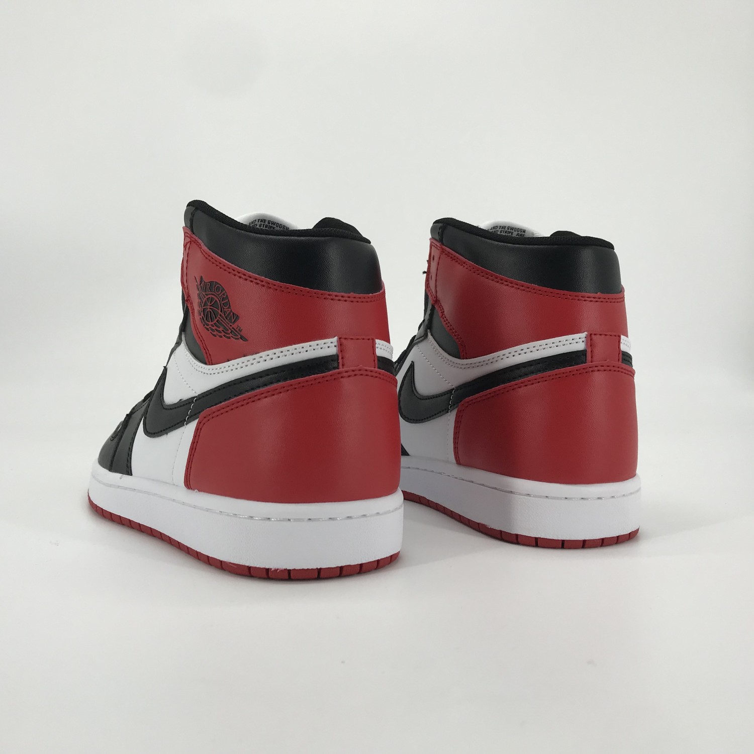 nike jordan 1 high black toe