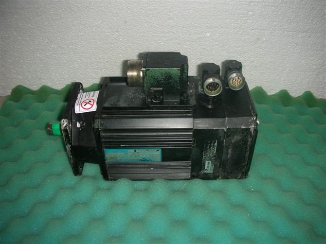 Baumüller DS56S AC Servo Motor