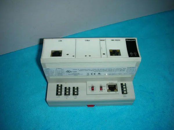 XCL8010A