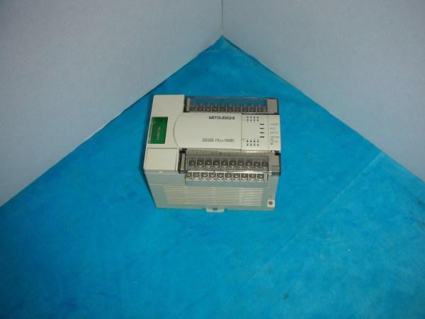 PLC FX2N-16MR-001