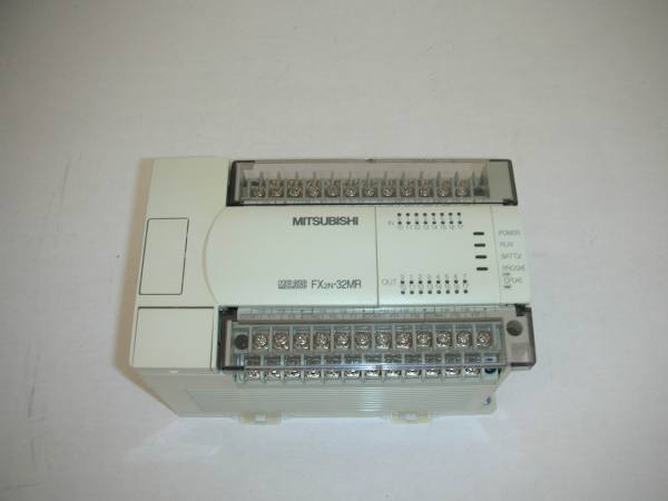 PLC FX2N-32MR-001