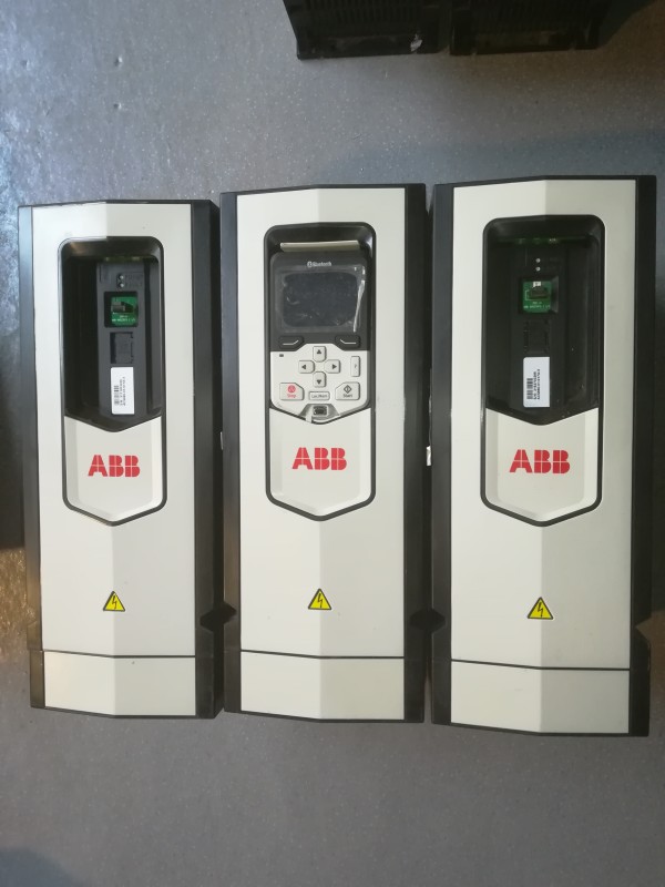 ABB Frequency converter ACS880-01-017A-3 7.5KW