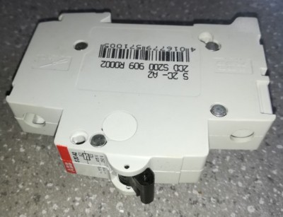 ABB 1SDA066137R1