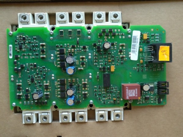 Siemens Frequency converter IGD3 480V/650V DC/840A TI Drive board trigger board A5E36717788