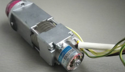 ABB Robot motor 3HAC036900-001/04 IRB14000 Three four axis motor