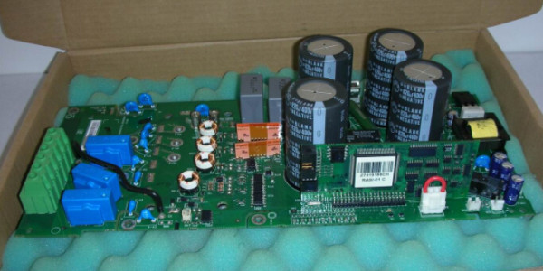 RINT-5311C Power board / drive board ABB acs800 Frequency converter 7.5/11KW main board RINT5311