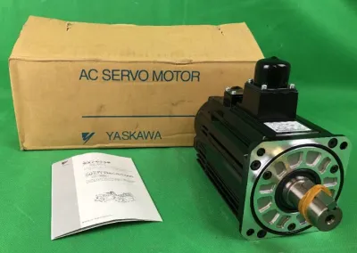 YASKAWA MH24 Robot motor SGMRV-05ANA-YR21