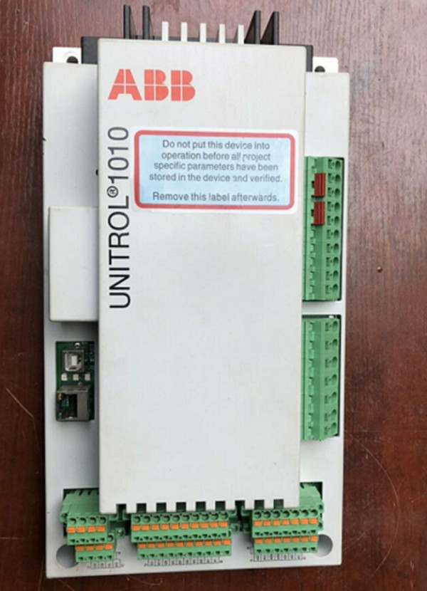 ABB 3BHE035301R1002 UNS0121 A-Z V1 I/O Unit Power Supply