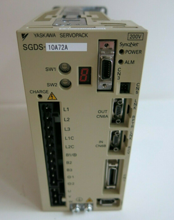 Yaskawa Electric SGDS-10A72A Servopack 200V Amplifier Industrial