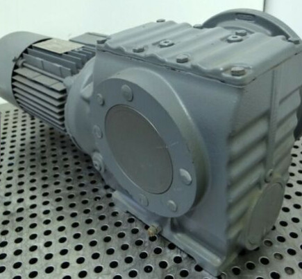 SEW Eurodrive SF67 DT80N4/BMG Gear Motor