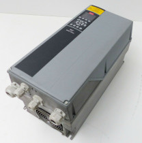 DANFOSS VLT HVAC-DRIVE FC-102P18KT4E55H1 131B3449 Inverter 18,5kW