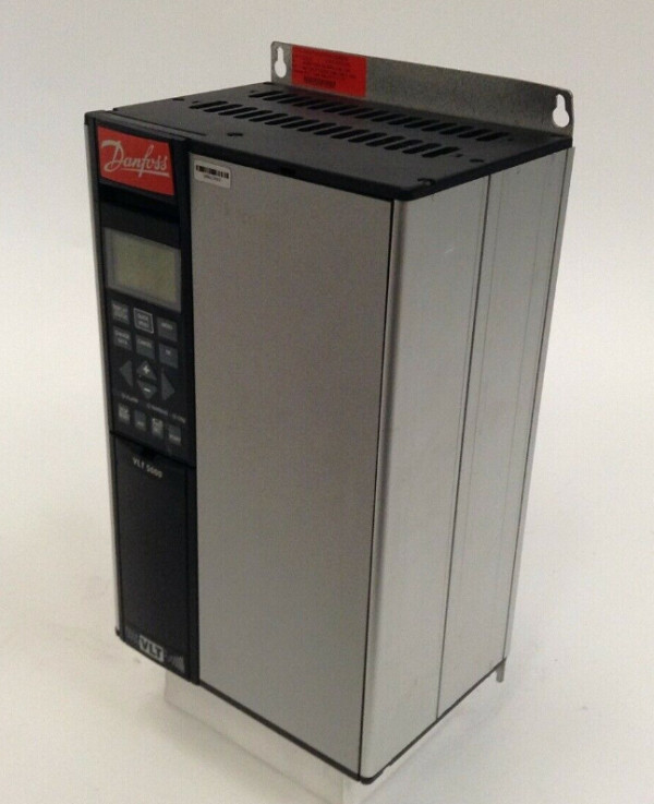 Danfoss VLT5002PT5C20STR3DLF00A00 175Z0125 Frequency Converter