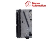 Honeywell CC-TUIO41 Universal Input Output IOTA Red