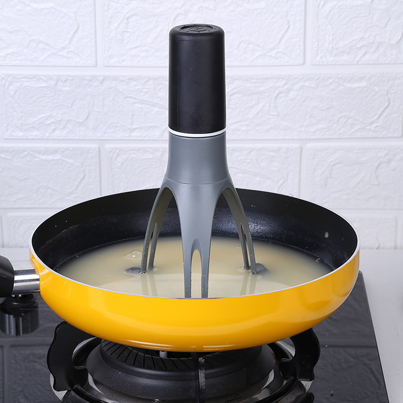 This Automatic Pan Stirrer Literally Mixes Your Food For You – StyleCaster