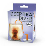 Deep tea diver steep in the deep