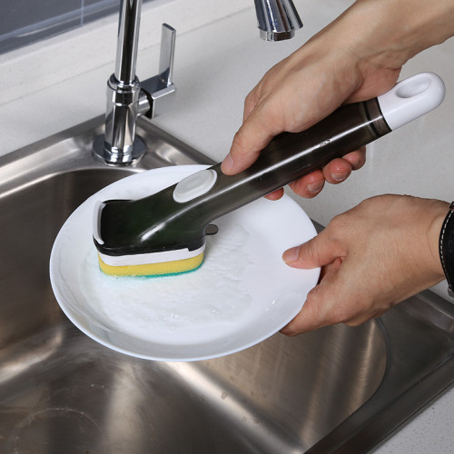 Automatically add liquid to wash dishes