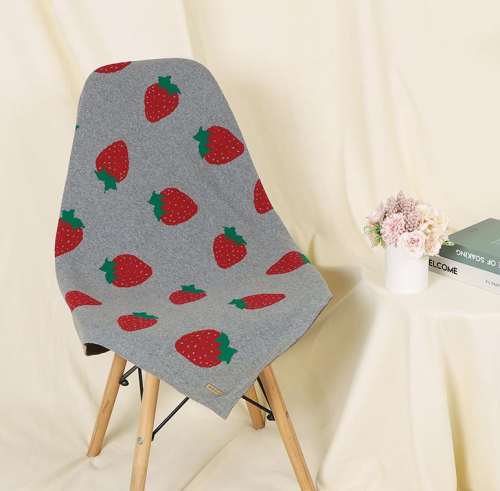 Baby Blankets cute Strawberry head  Knitted Newborn Boys Girls Cotton Swaddle Wrap Blankets 100*80cm Toddler Infant Outdoor Playing Mats