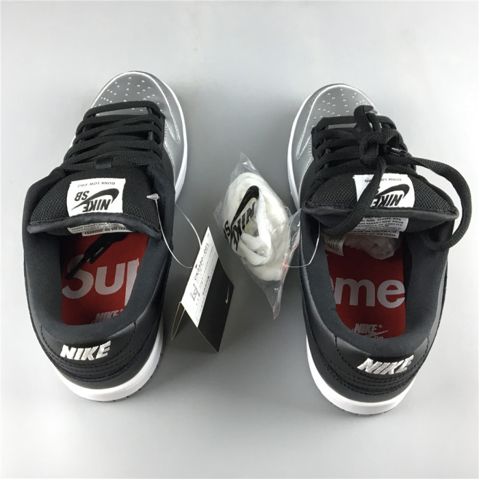 Supreme x Nike SB Dunk CK3480-001