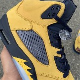 AirJordan5SP“Michigan”