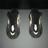 YEEZY BOOST 700V2  Black