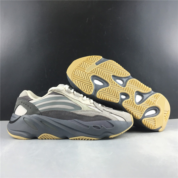 YEEZY BOOST 700 V2 “TEPHRA” FU7914