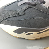 YEEZY 700 BOOST MAGNET Fv9922