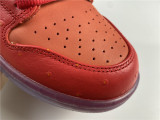 Dunk SB Low Strawberry Cough
