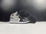 Air Jordan 1 High OG WMNS “Silver Toe”