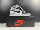 Air Jordan 1 High OG WMNS “Silver Toe”