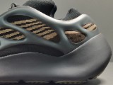 YEEZY 700 V3 “Clay Brown” GY0189