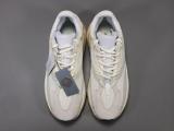 YEEZY  700 BOOST ANALOG
