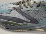 YEEZY 700 BOOST TEABLU  FW2499