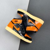 Air Jordan 1 “Shattered” 3.0  555088-028