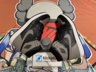 Air Jordan 1 OG “Shadow”