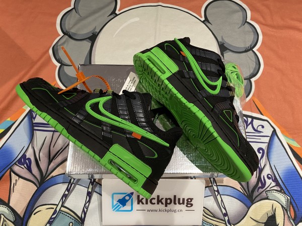Off-White x Air Rubber Dunk “Green Strike” 
