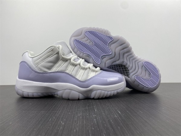 Air Jordan 11 Low”WMNS PURE VIOLET 