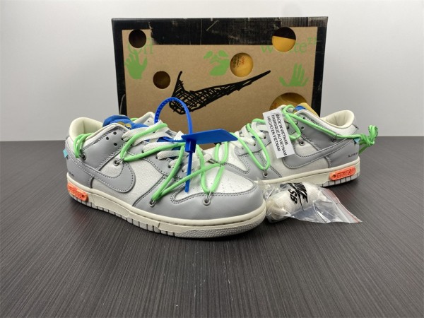 Off-White x Dunk Low 'Lot 26 of 50