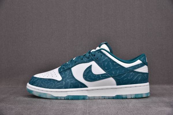 Dunk Low “ Ocean ” DV3029-100