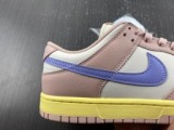 Dunk Low “Pink Oxford”