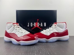 Air Jordan 11 Cherry