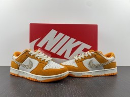 Dunk Low “Safari Swoosh”