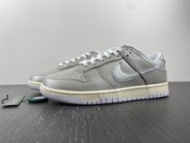 Dunk Low Metallic Silver 