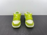 SB Dunk Low “Green Apple”