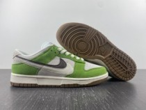 Dunk Low SE 85