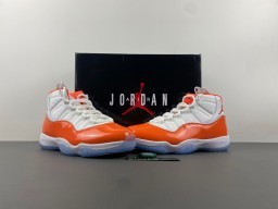 Air Jordan 11 Orange