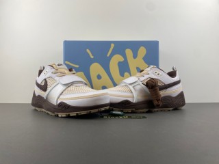 Travis Scott x Zoom Field Jaxx “Ligh Chocolate”