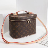B1P70E104 Popular leather bag 