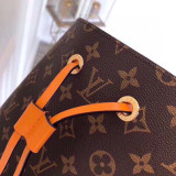 B1P20E81 Popular  leather bag 