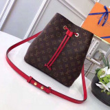 B1P20E81 Popular  leather bag 