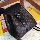 B1P20E5 Popular   leather backpacks